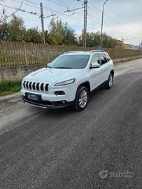 jeep cherokee 2.2 200cv