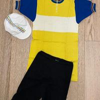 Completo ciclismo vintage