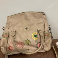 Borsa desigual