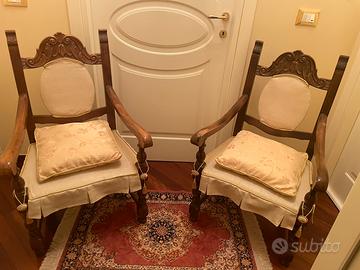 Poltroncine in legno