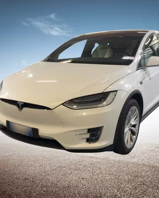 TESLA Model X AWD Performance