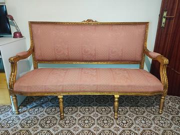 Divanetto Luigi XVI dorato, primi '800
