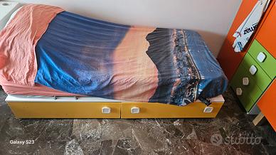 cassettone letto con materasso quasi nuovo 