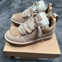 UGG Lowmel Sand (Colore sabbia) 38