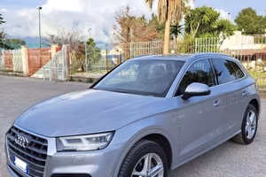 Audi Q5 S-line - 2.0 diesel 