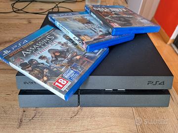 PlayStation 4 + 3 con giochi
