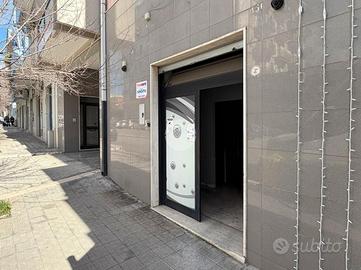 NEGOZIO A MANFREDONIA