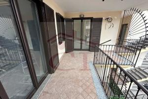 Ampio trilocale in contesto signorile