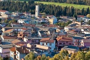 Donori, via V. Emanuele, indipendente, cortile