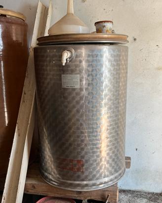Serbatoio/botte per vino