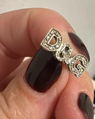 Orecchino d&g