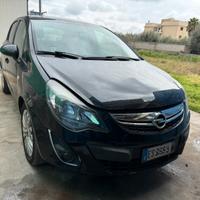 Opel corsa 1.2 gpl 2014