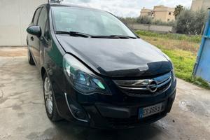 Opel corsa 1.2 gpl 2014