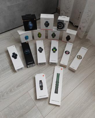 Smartwatch varie marche NUOVI MAI USATI