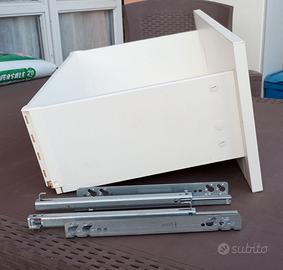 Cassetti serie BESTA Ikea