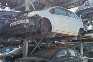 ricambi usati Toyota Yaris 