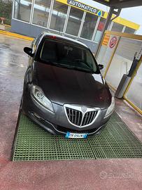 Lancia Delta 1.6 120 cv