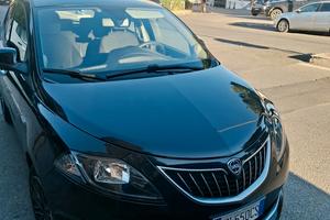 Lancia Y anno 2023 km 75mila