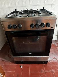 Cucina a gas Beko con forno elettrico – 4 fuochi