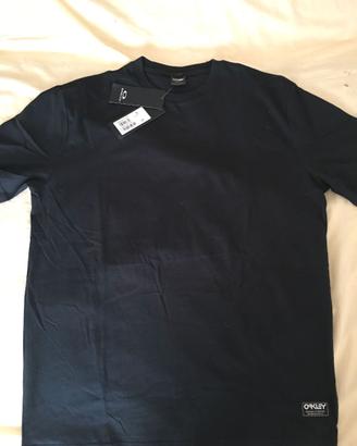 T-shirt nuova OAKLEY uomo nera