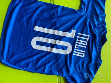 Completi Maglie/pantaloncini calcio 10-12 anni