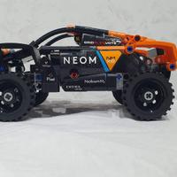 LEGO Auto da corsa Technic: Set 42166 NEOM McLaren
