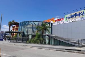 Negozio a Volla, viale Michelangelo