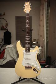 PRS SE Silver Sky