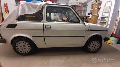 Collezionsti auto d epoca