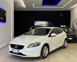 Volvo V40 D2 Momentum 2.0 120 Cv-2016