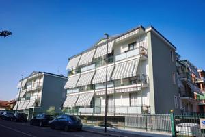 2 LOCALI A CORMANO