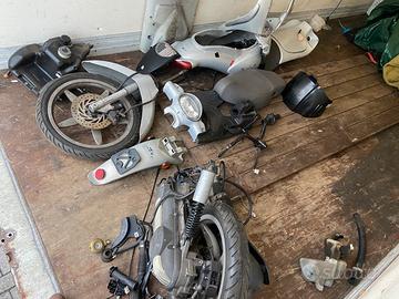 aprilia scarabeo  50 2 t