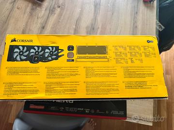 Icue H150 Pro. Con modifica e ventole rgb.