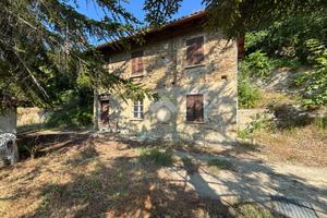 RUSTICO A SANTO STEFANO BELBO