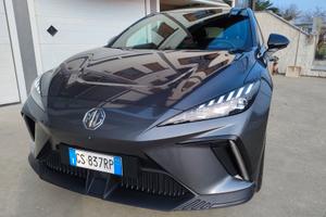 Mg4 Luxury 64kwh 204cv