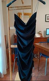 Vestito nero elegante, invernale