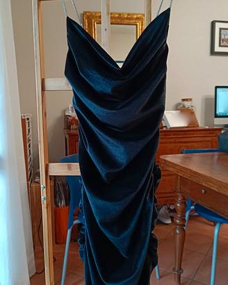 Vestito nero elegante, invernale