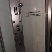 Doccia idromassaggio