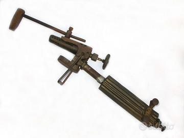 Saldatore d'epoca anni 1940 - 50