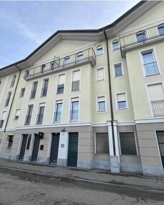 Immobile in asta di 99 m² con 2 locali e box auto 