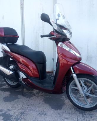 Honda SH 300 i