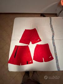 Pantaloni corti