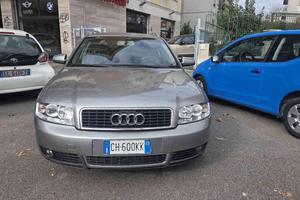 AUDI A4 2.0 16V FSI Avant/GPL
