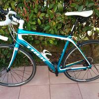 Trek Domane 4.3. Taglia L. Carbonio ultraleggero.