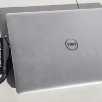 Dell Inspiron 5570: Radeon, 8GB RAM, SSD M2 250GB