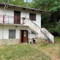 CASA SEMINDIPENDENTE A MONTAFIA