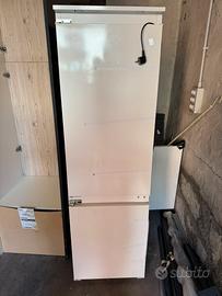 Frigo da incasso indesit