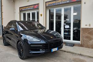 Porsche Cayenne 4.0 V8 Turbo