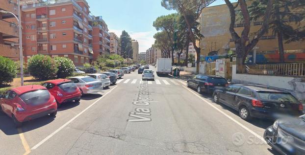 PENTALOCALE in zona TERMINI con DOPPI SERVIZI