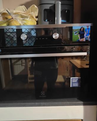 forno a microonde elettrolux